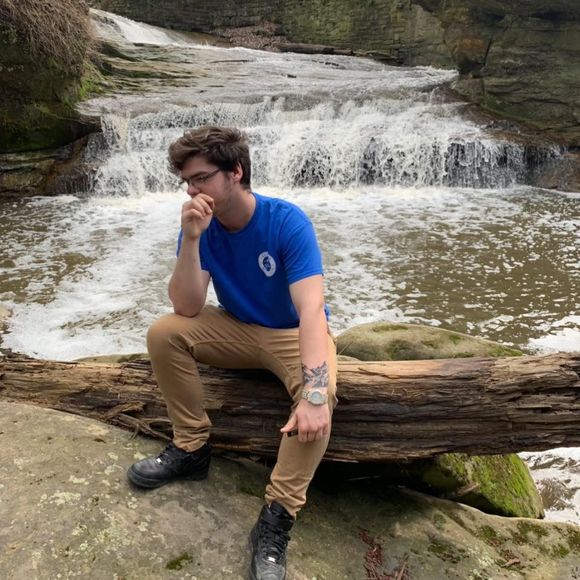 Meet your Posher, Chad - Picture 1 of 1